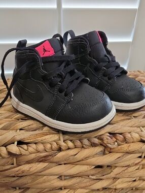 Air Jordan 1 Retro High GT Anthracite Black/Pink Toddler